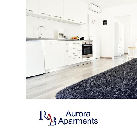 Rab Apartments Aurora Rab Town Bagian luar foto